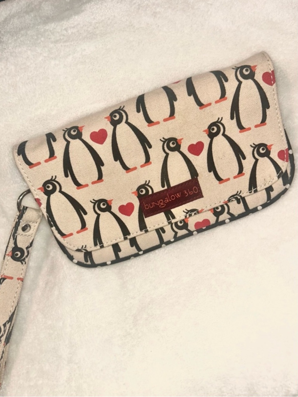 Bungalow 360 Penguin heart Print Wristlet Wallet natural cotton cream red black